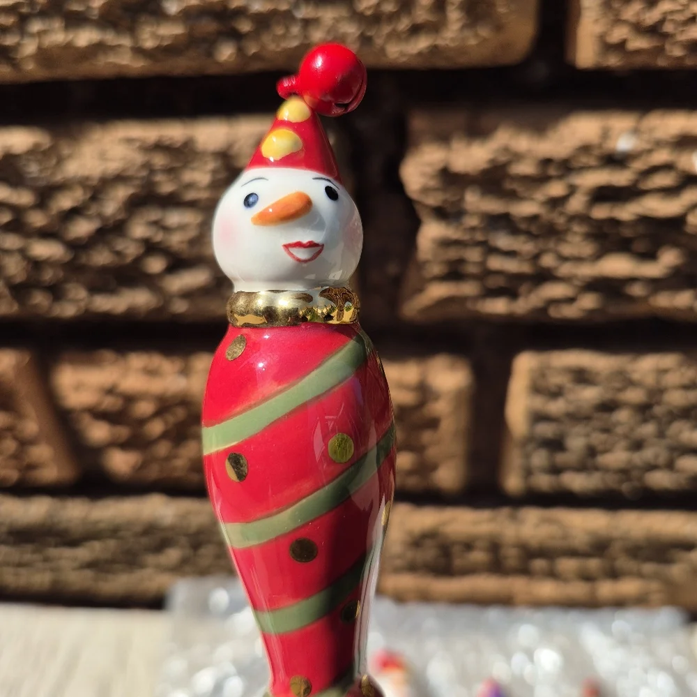 Department 56 Set of 4 Ceramic Clowns with Bells on Caps, Set of 4 Pre-owned